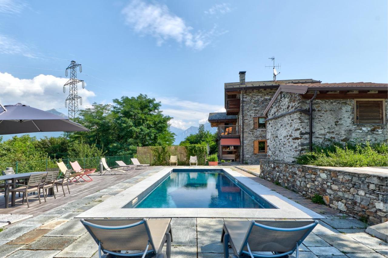 Chalet Con Piscina E Vista Panoramica 科利科 外观 照片