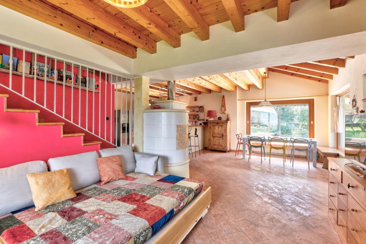Chalet Con Piscina E Vista Panoramica 科利科 外观 照片