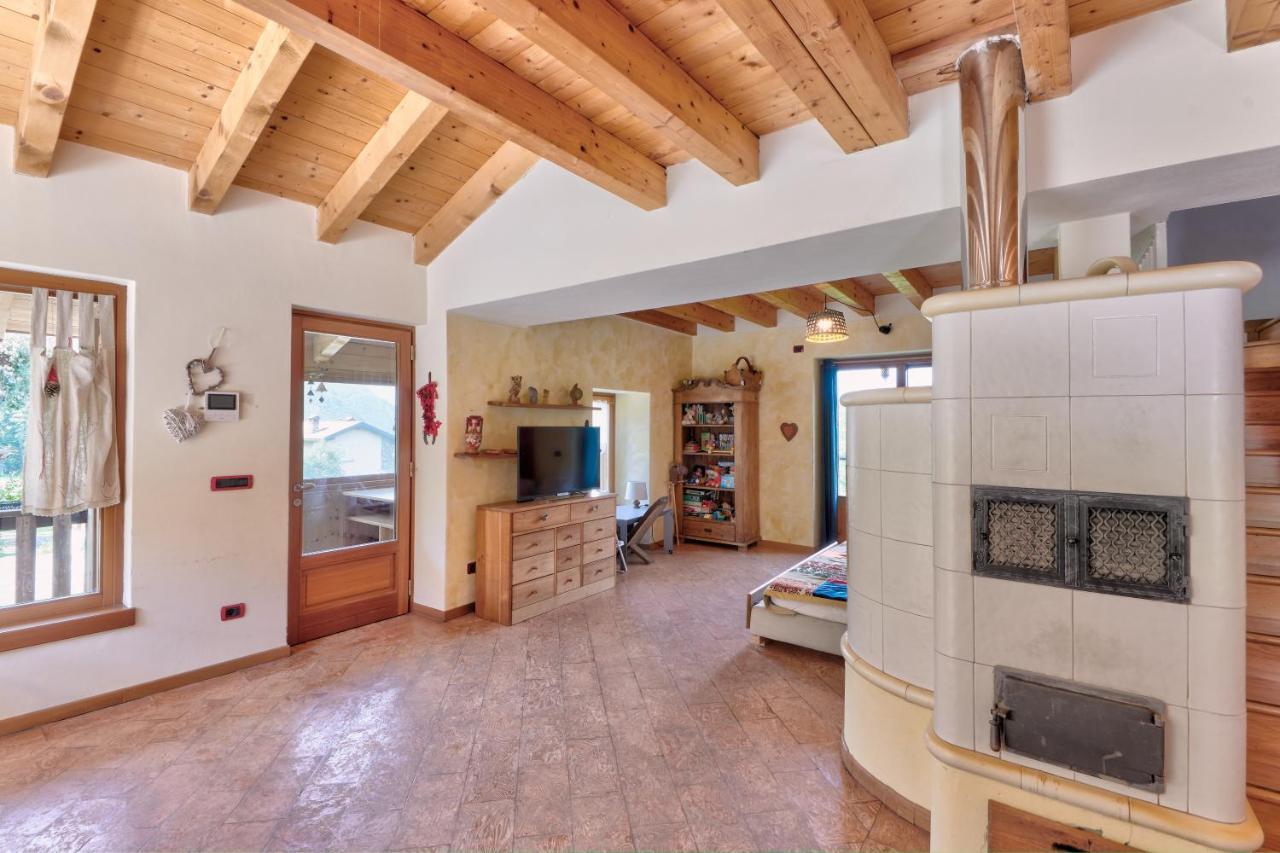 Chalet Con Piscina E Vista Panoramica 科利科 外观 照片