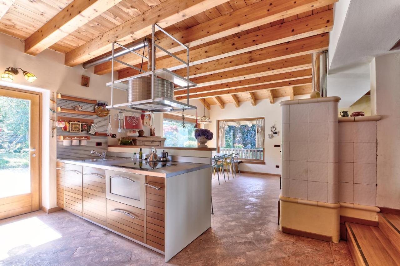 Chalet Con Piscina E Vista Panoramica 科利科 外观 照片