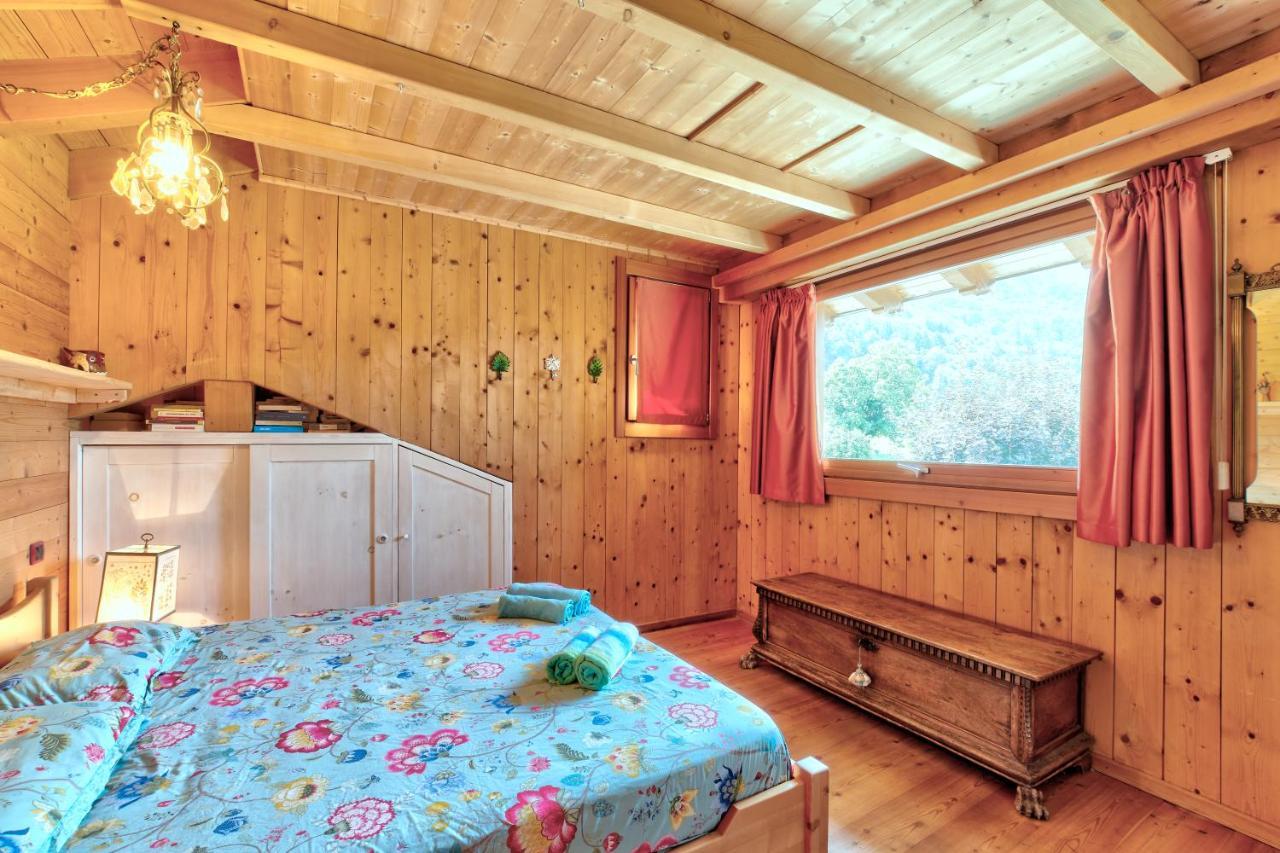 Chalet Con Piscina E Vista Panoramica 科利科 外观 照片