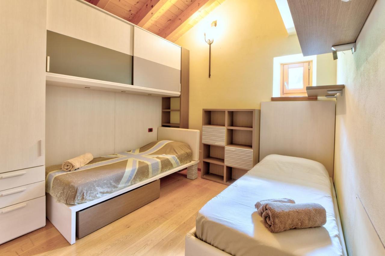 Chalet Con Piscina E Vista Panoramica 科利科 外观 照片